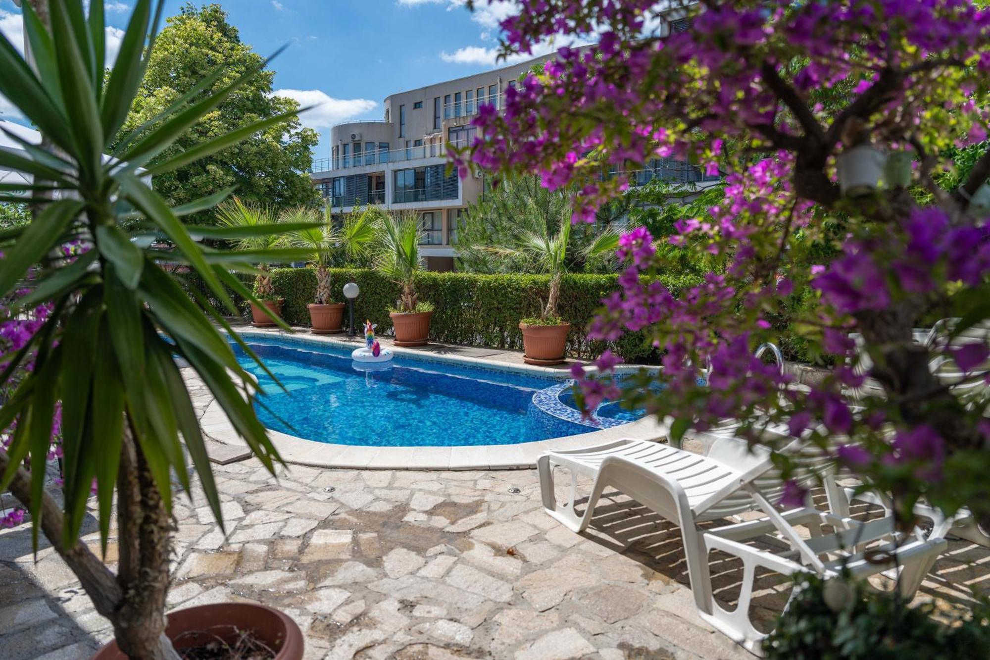 Hotel Sea Vista Sveti Vlas Exterior foto
