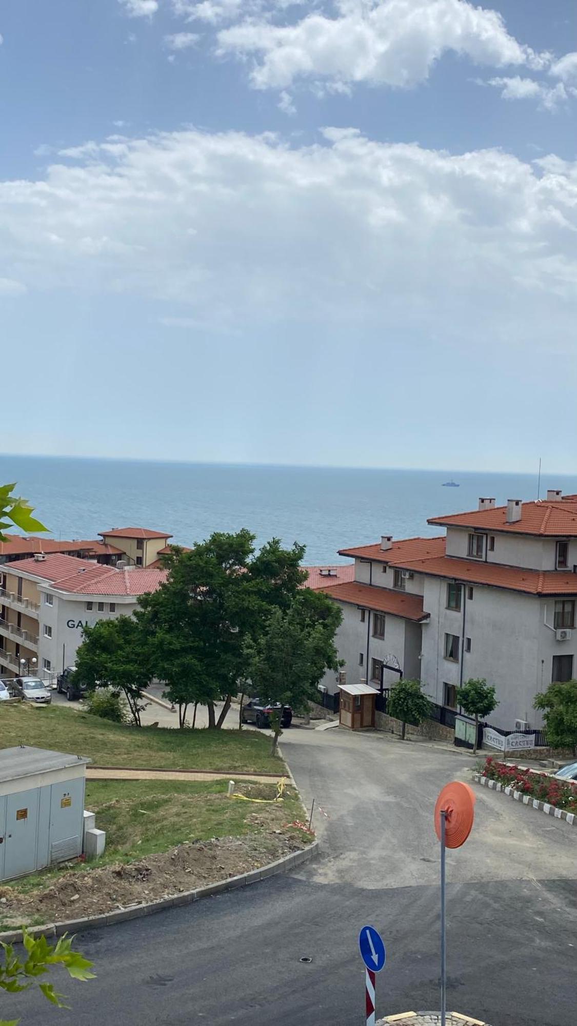 Hotel Sea Vista Sveti Vlas Exterior foto