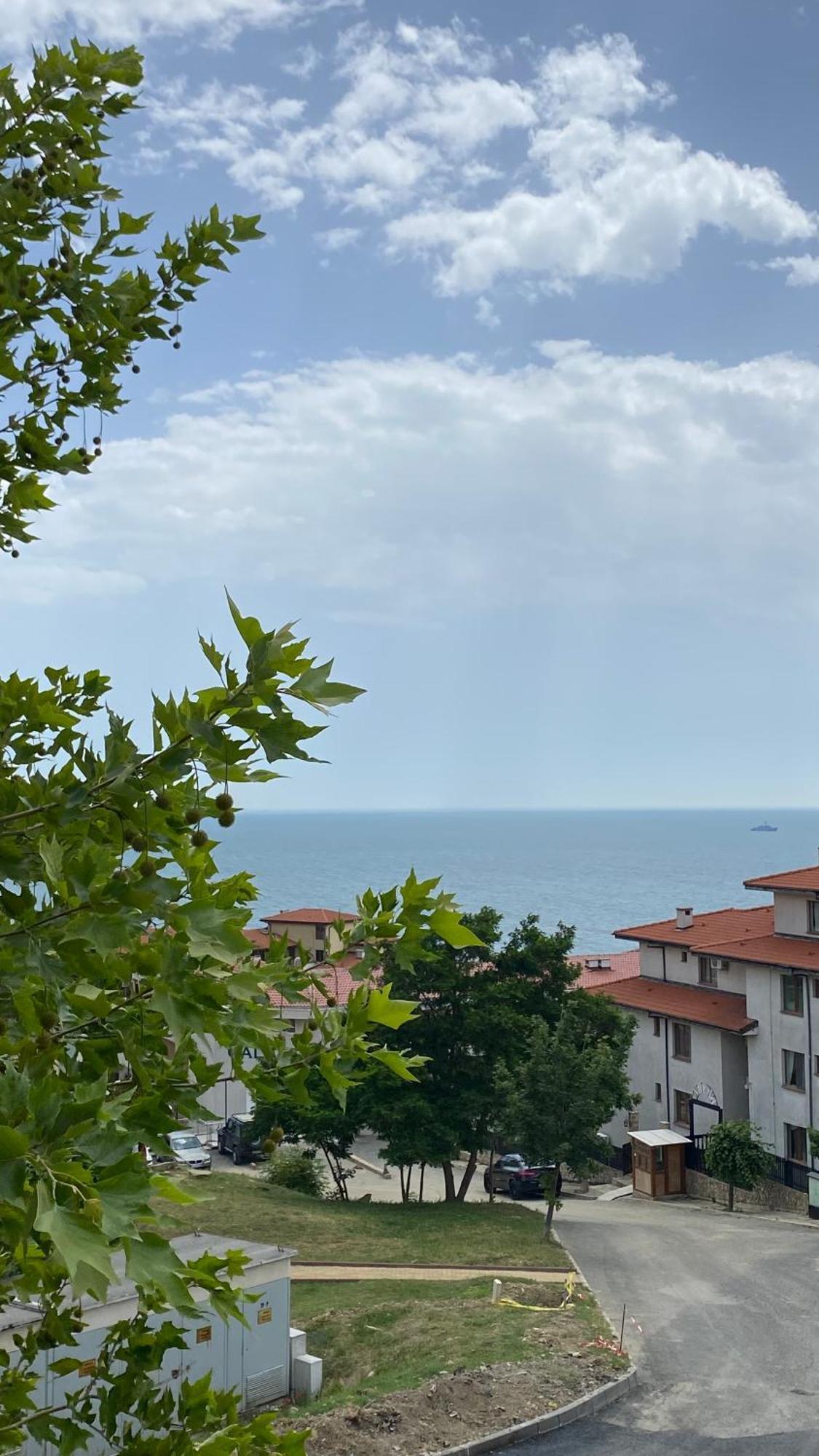 Hotel Sea Vista Sveti Vlas Exterior foto