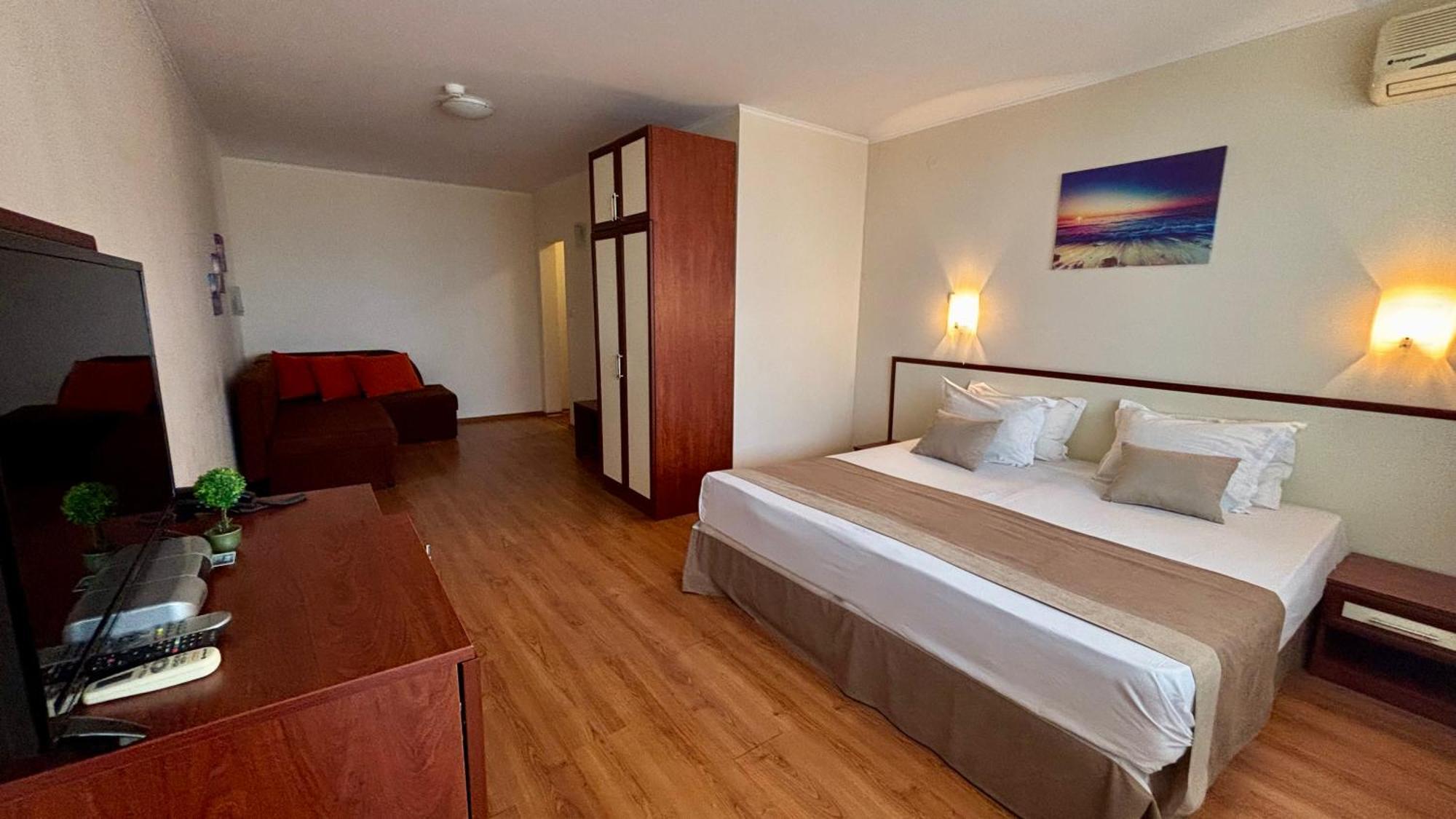 Hotel Sea Vista Sveti Vlas Exterior foto