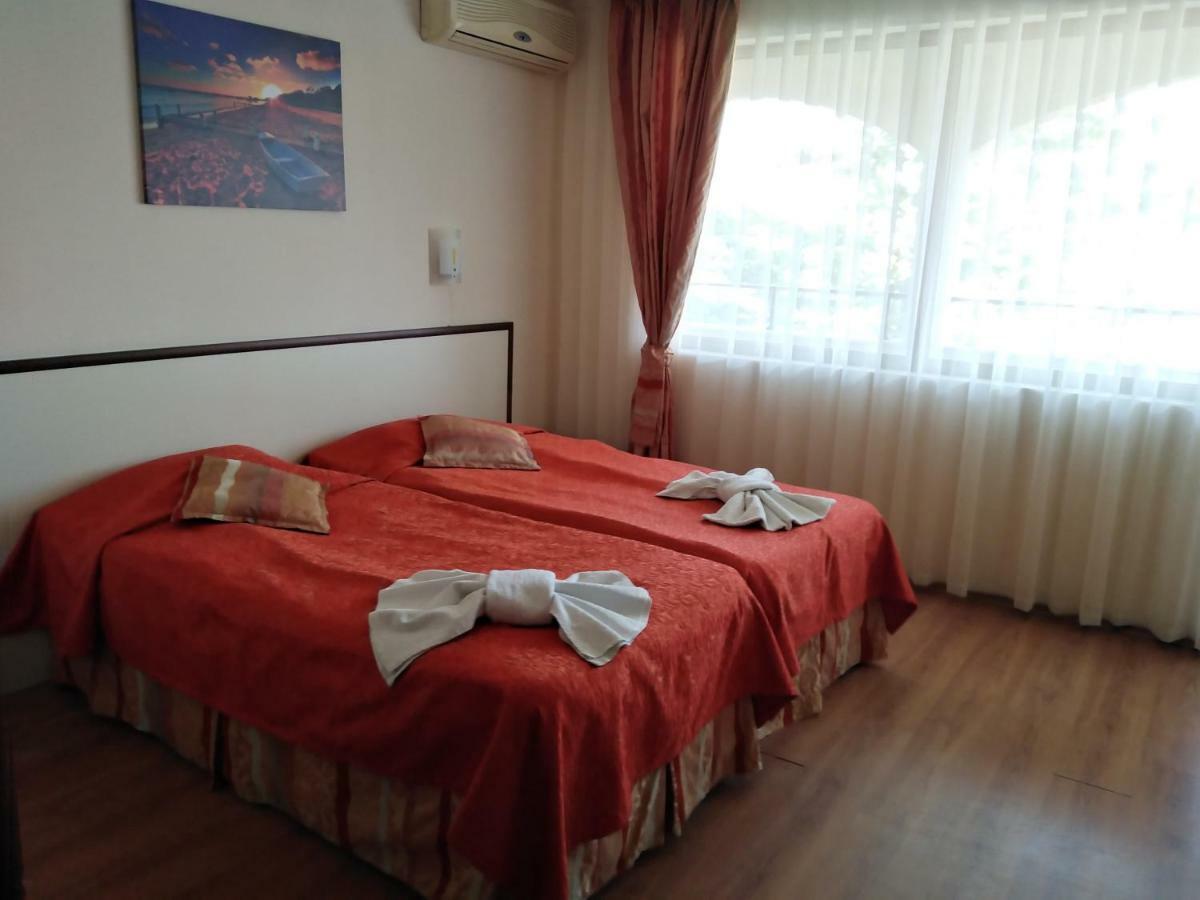 Hotel Sea Vista Sveti Vlas Exterior foto